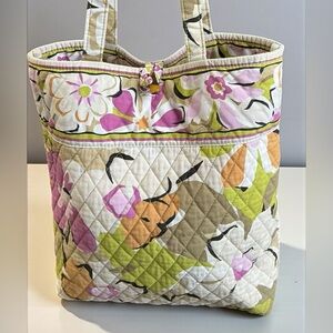 Vera Bradley Portobello Road Quilted Tote Retired Floral Pattern